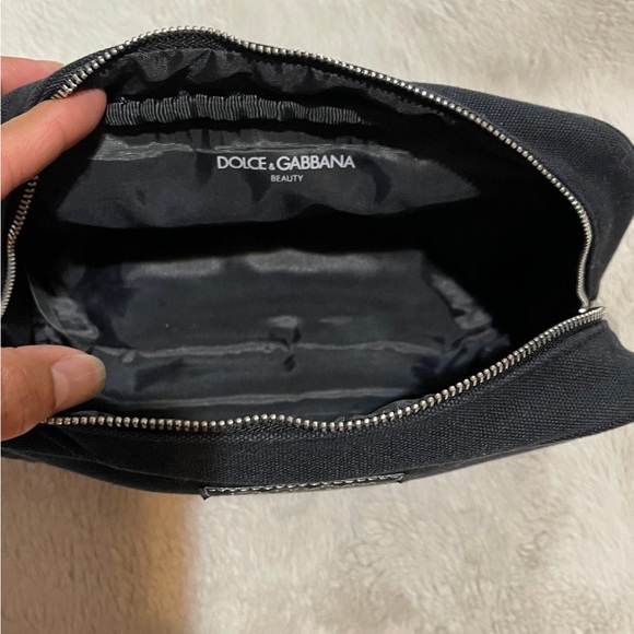 Dolce & Gabbana Black Mini Zipper Beauty Bag or cluctch color black zipper. - Picture 3 of 6